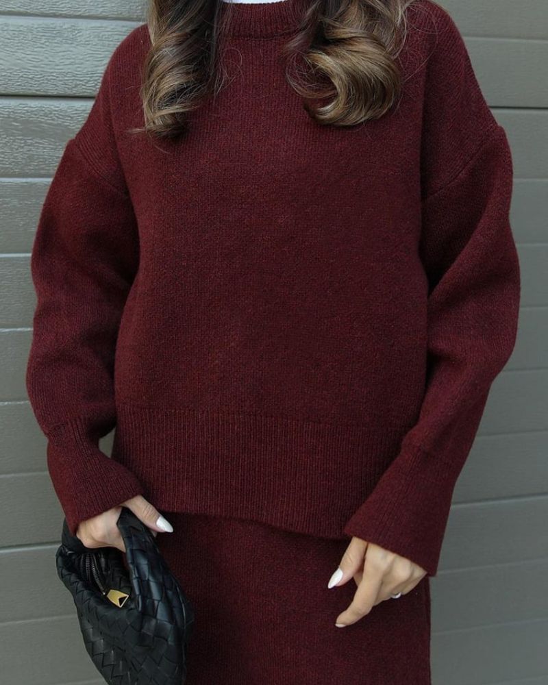 LOURA - Knitted Set (top + skirt)