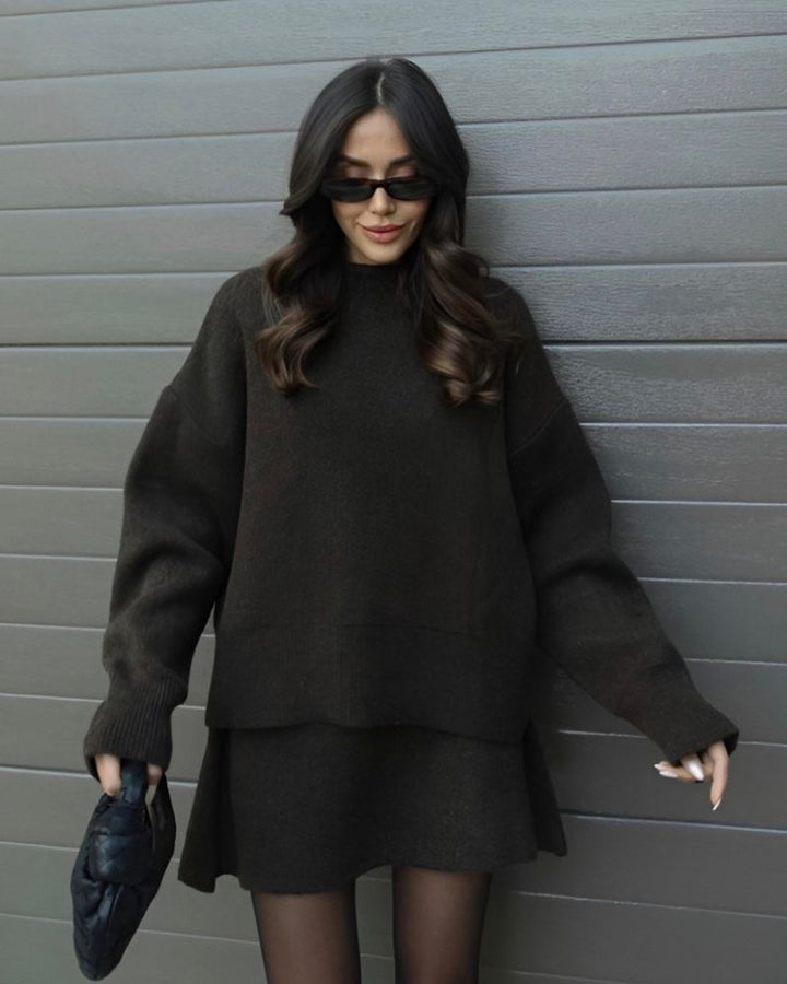 LOURA - Knitted Set (top + skirt)