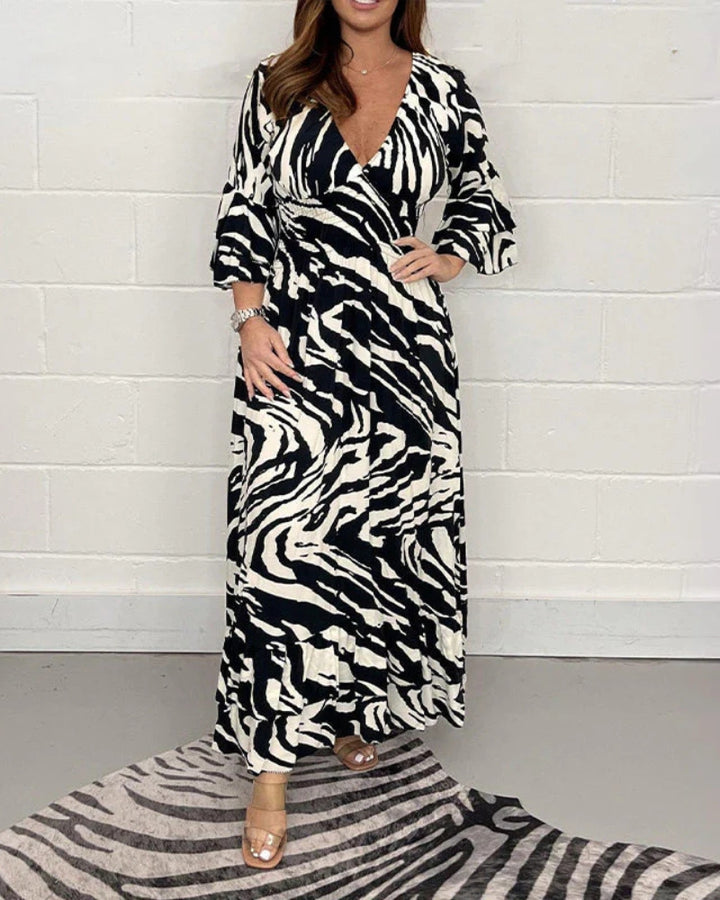 GILI - Smocked Printed Maxi Dress