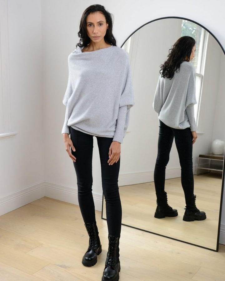 ANIEME - LUXURY SWEATER