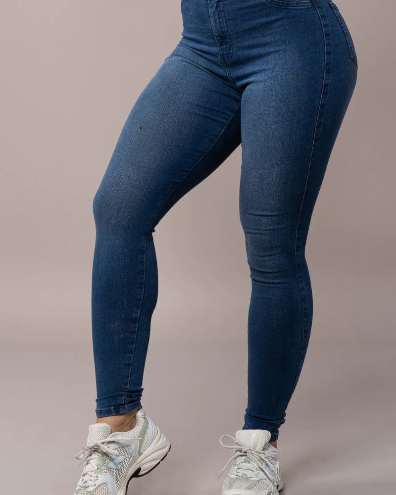 NADINE - HIGH WAIST CURVE JEANS
