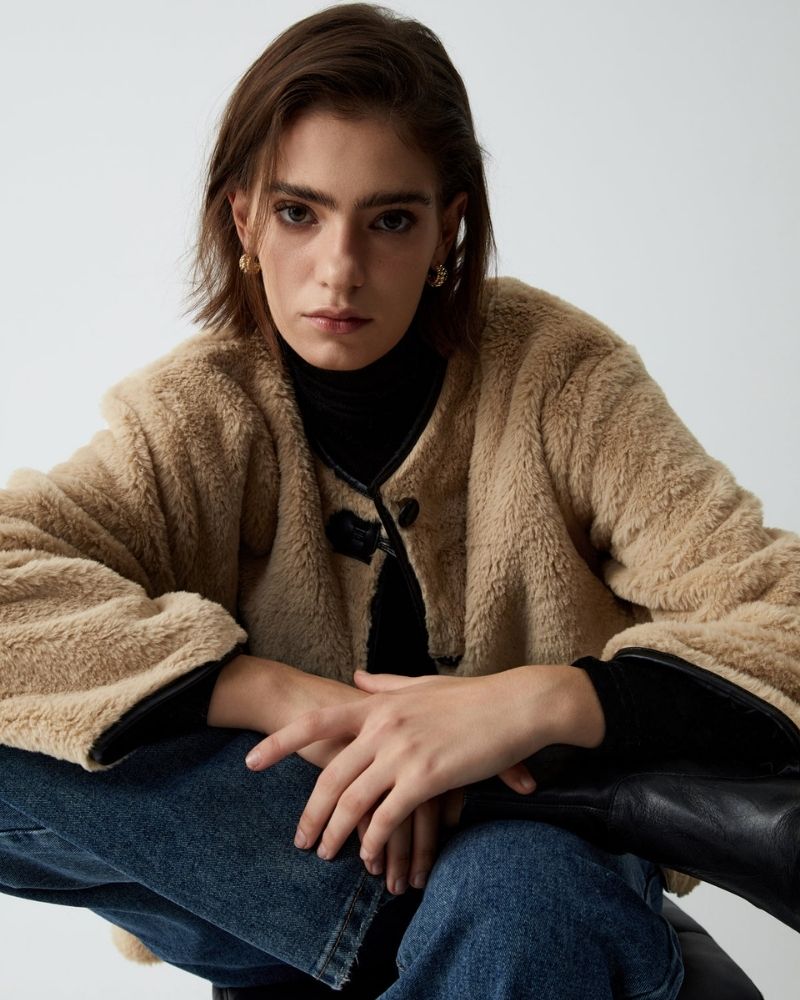 ADELLE - Warm short coat