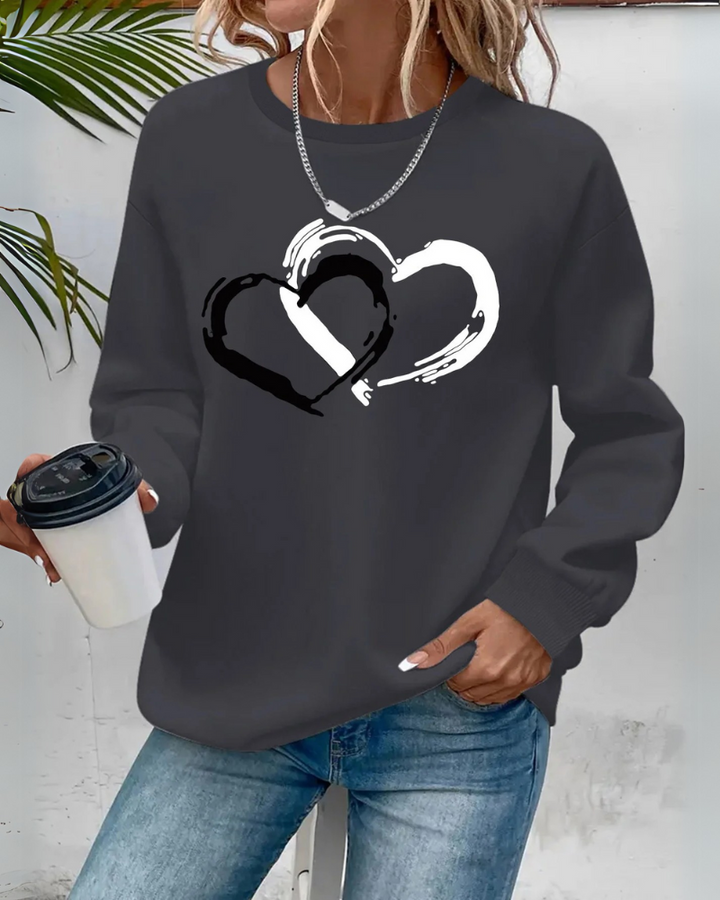 ELEGANT HEART SWEATER - SOFT, COZY FABRIC WITH FLATTERING FIT
