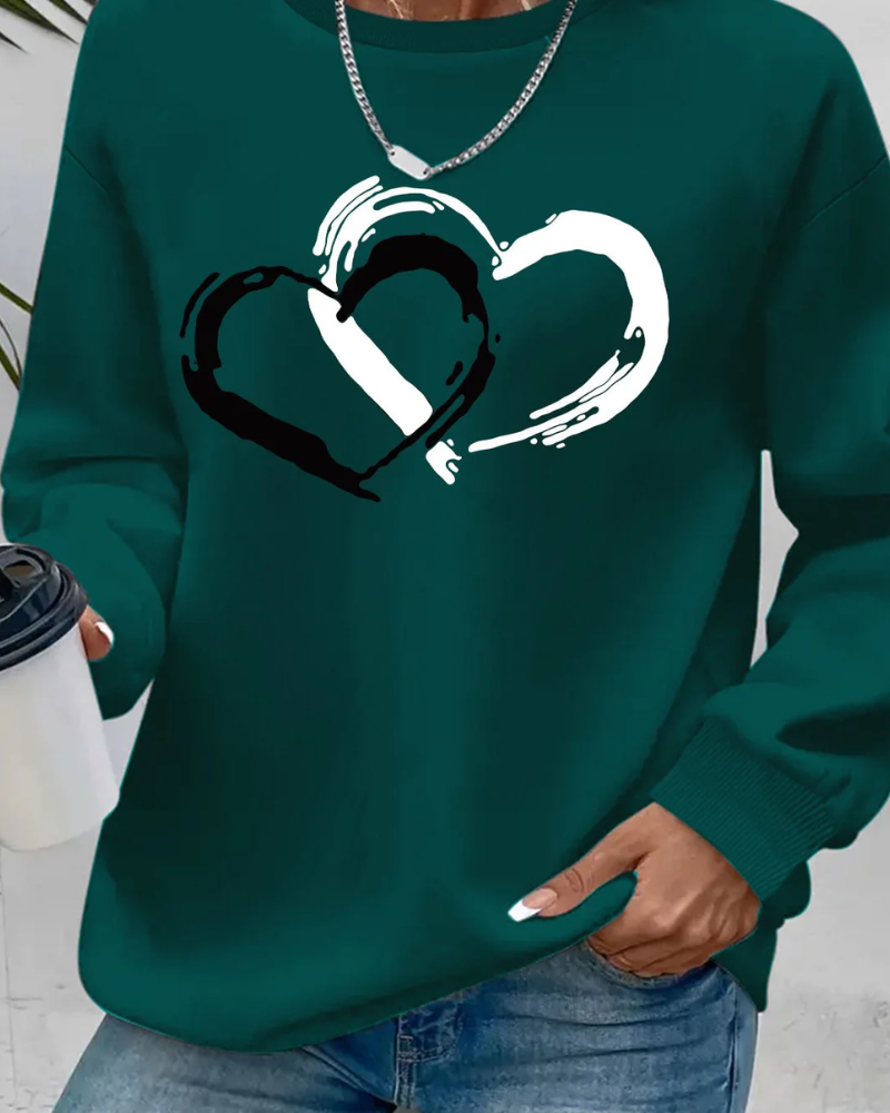 ELEGANT HEART SWEATER - SOFT, COZY FABRIC WITH FLATTERING FIT