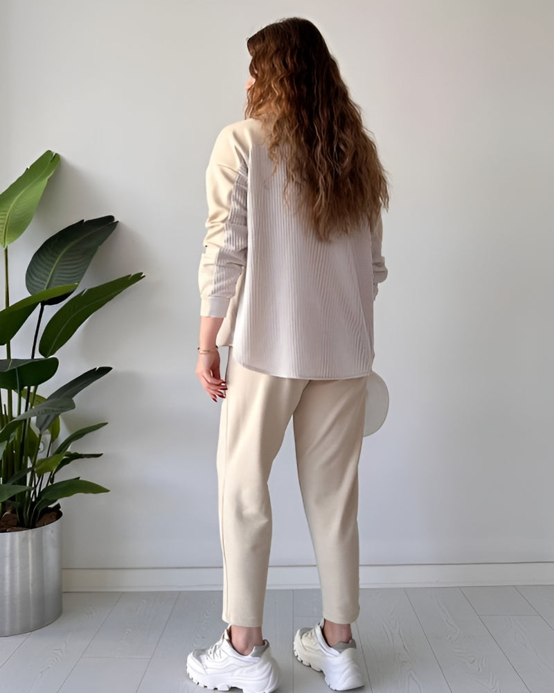 MARIANELA - Casual two-piece suit with color blocks