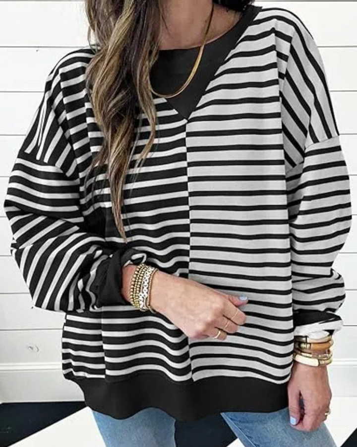 DAMARIA - STYLISH SWEATER